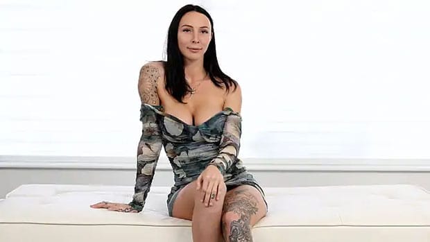 [NetGirl] Indica (omg the latest ng / 03.27.2025)